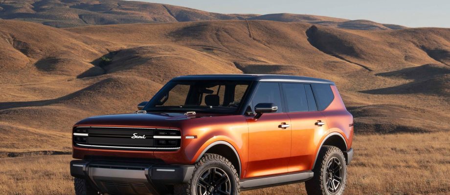 Scout unveils Traveler SUV and Terra pickup truck