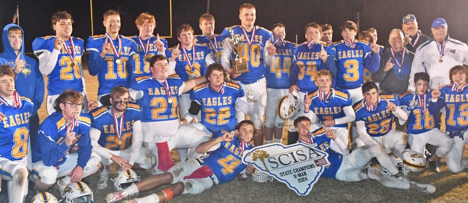 Eagles stay perfect to claim SCISA 8-man title